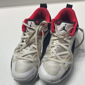 Jordan Athletic Shoes White and Red